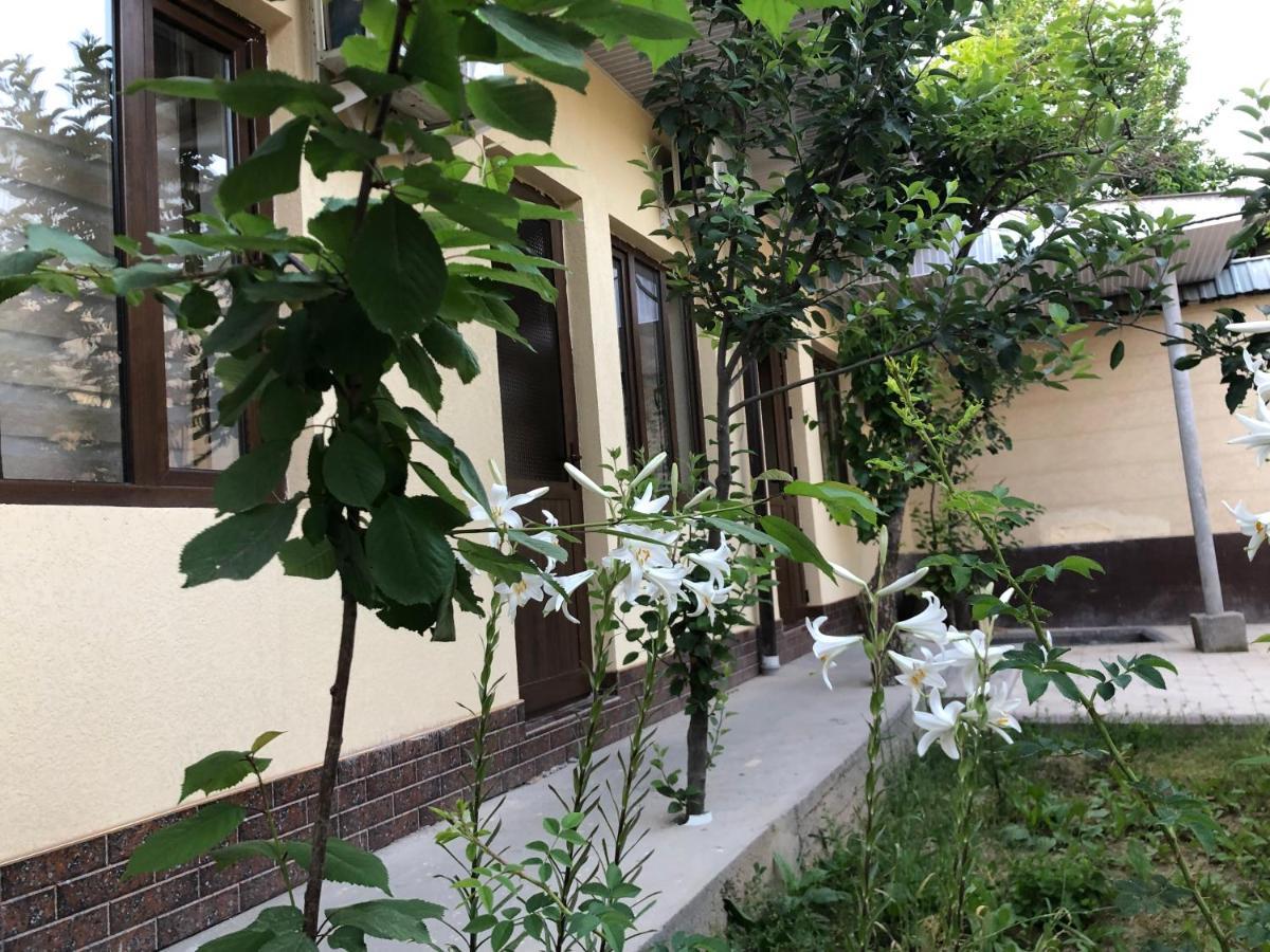 Дом Отель Бадамзар Tashkent Exterior foto