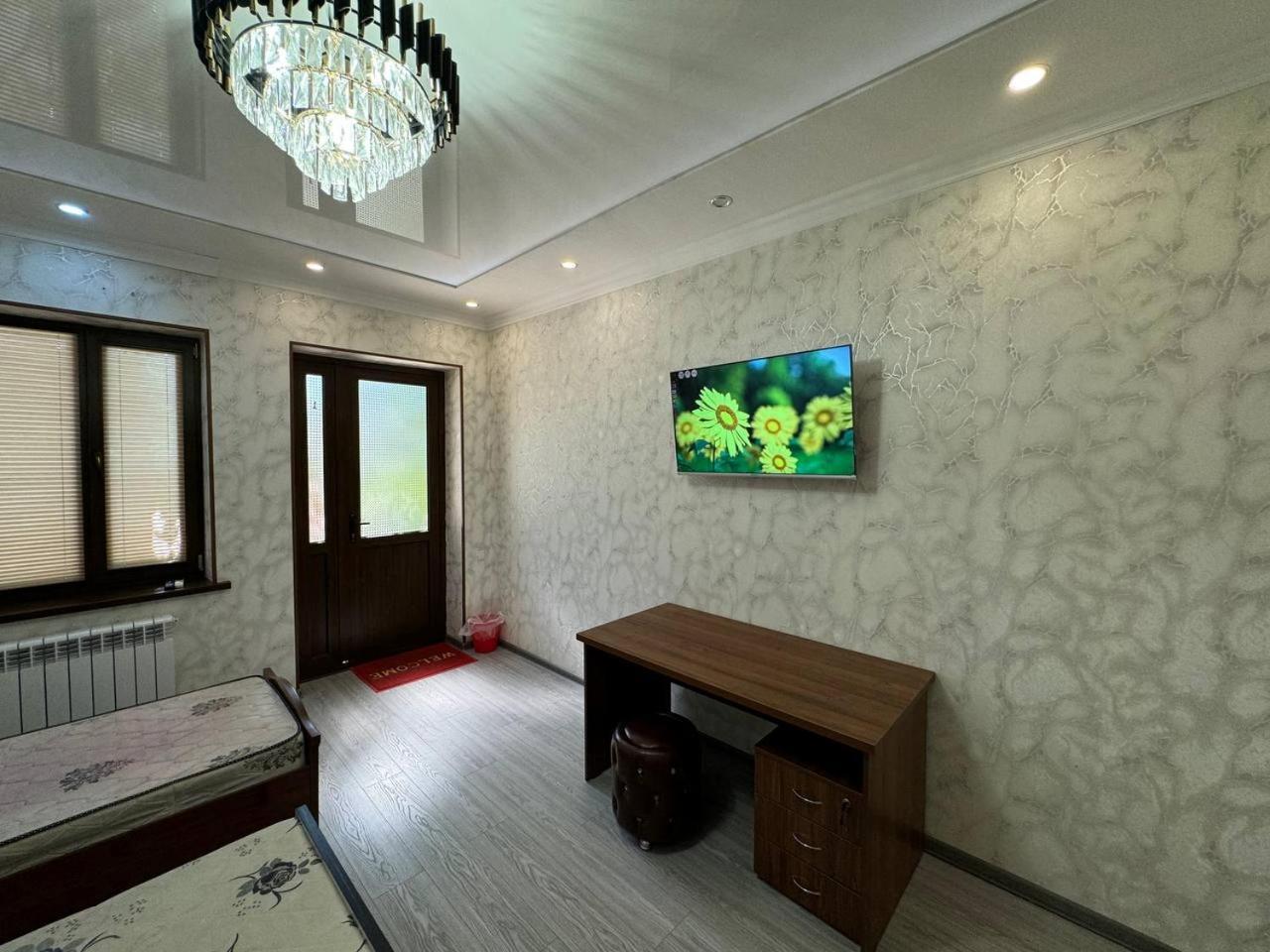 Дом Отель Бадамзар Tashkent Exterior foto
