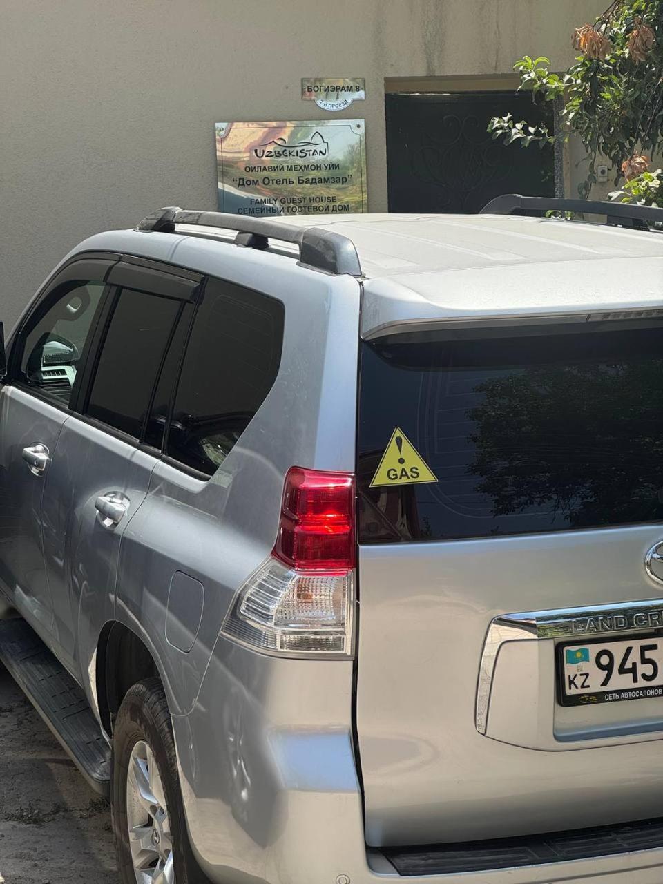Дом Отель Бадамзар Tashkent Exterior foto